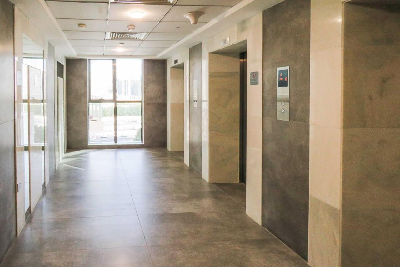 Oyo 860 Studio Apartment, Maya Tower 4, Jumeirah Village Triangle Dubaj Zewnętrze zdjęcie